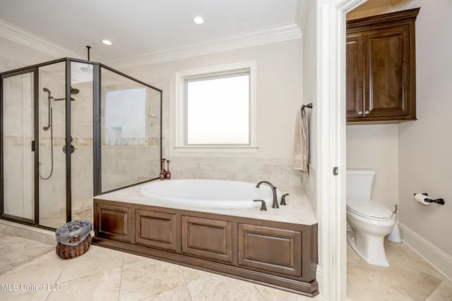 $620,000 | 3509 Oakleigh Circle, Ocean Springs, MS 39564