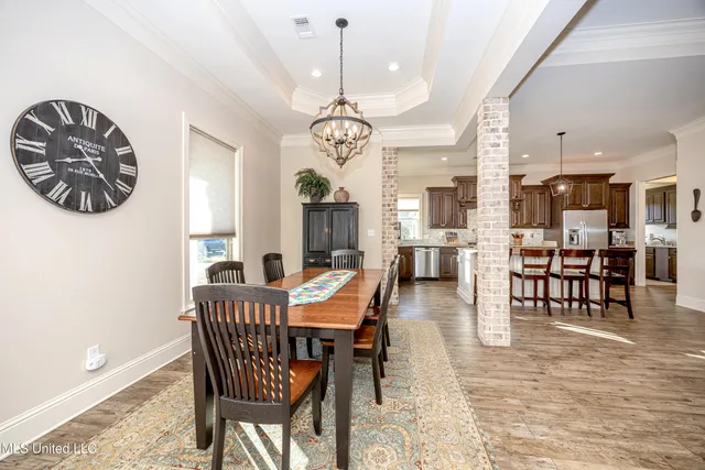 $620,000 | 3509 Oakleigh Circle, Ocean Springs, MS 39564