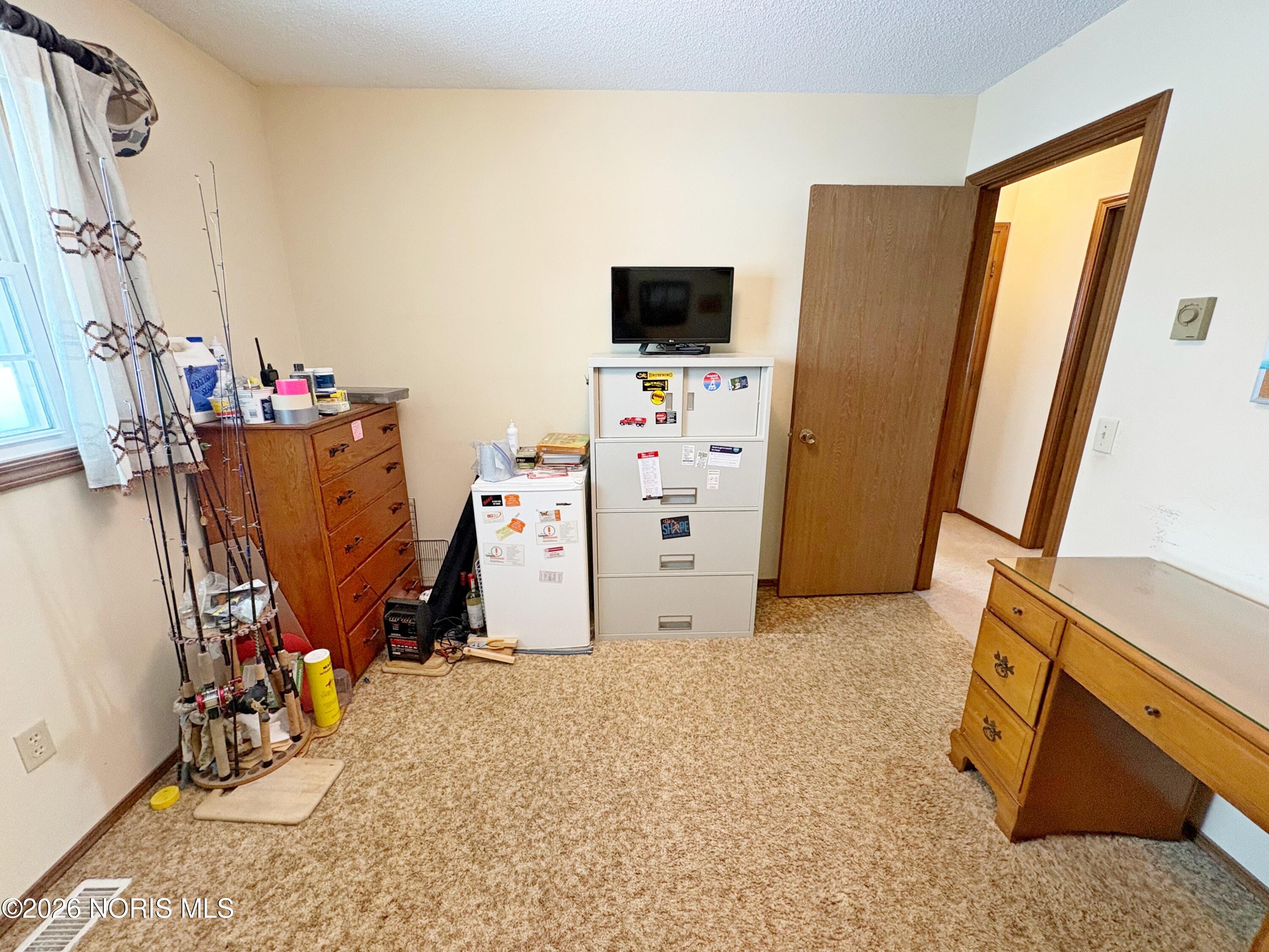 3515 Brown Road Oregon, OH 43616 - Photo 32 of 41 30 bed