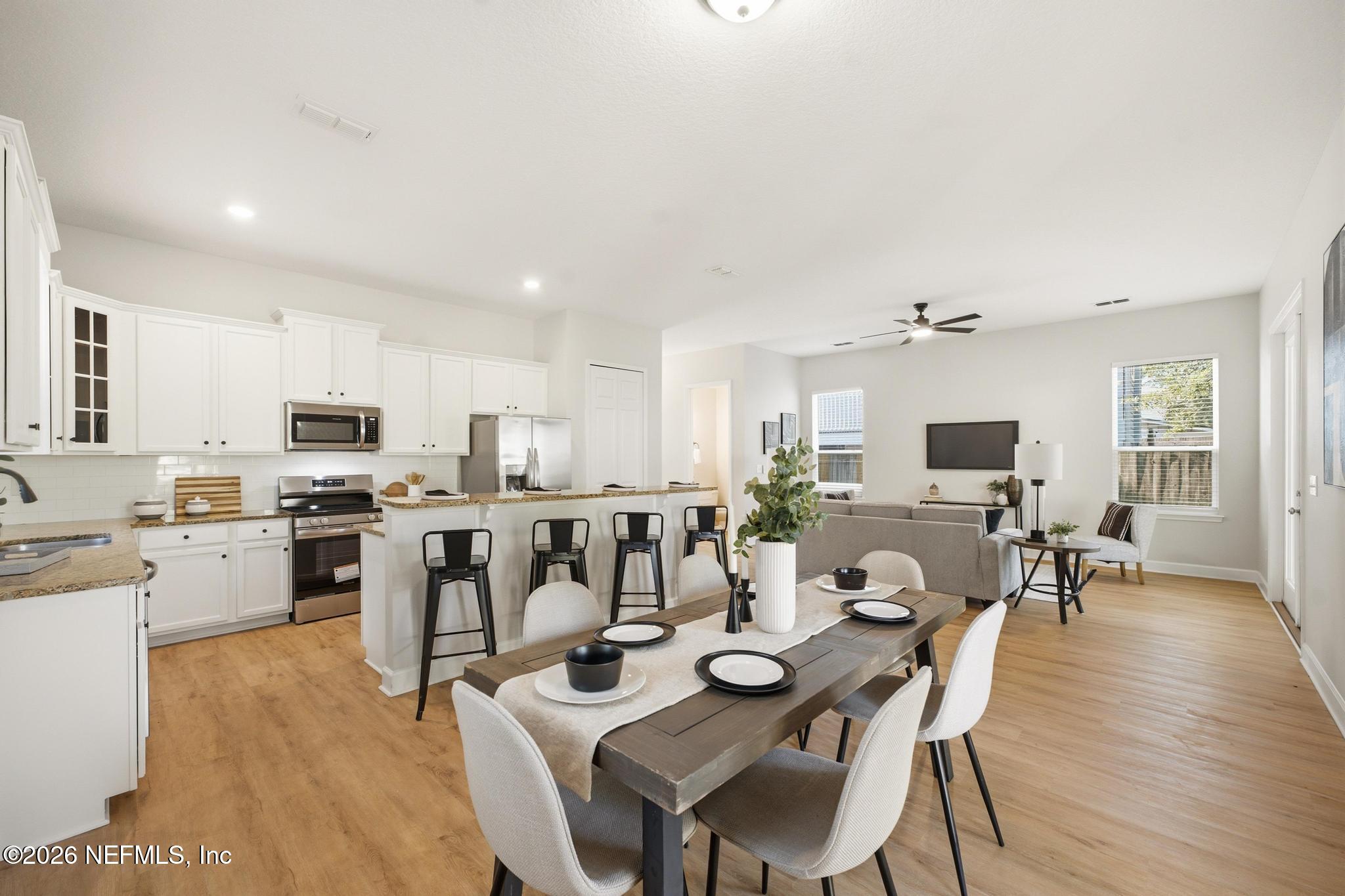 1126 Penman Road Jacksonville Beach, FL 32250 - Photo 14 of 38 Dining Area