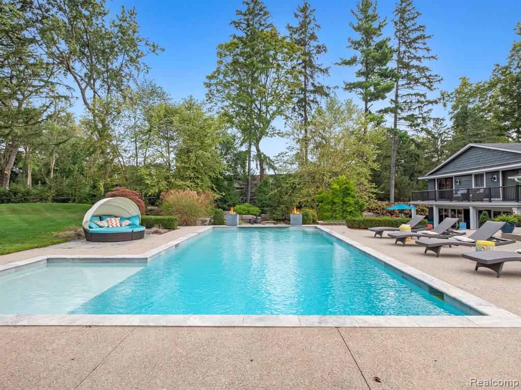4906 Charing Cross Road Bloomfield Hills, MI 48304 - Photo 56 of 87 Gallery Image 56