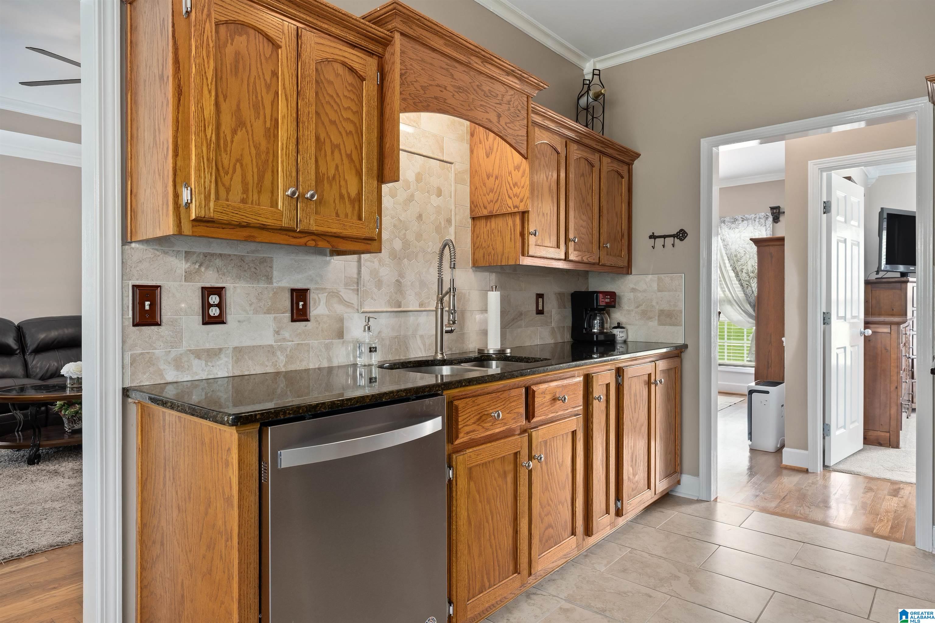 530 Ridgefield Way Odenville, AL 35120 - Photo 14 of 36