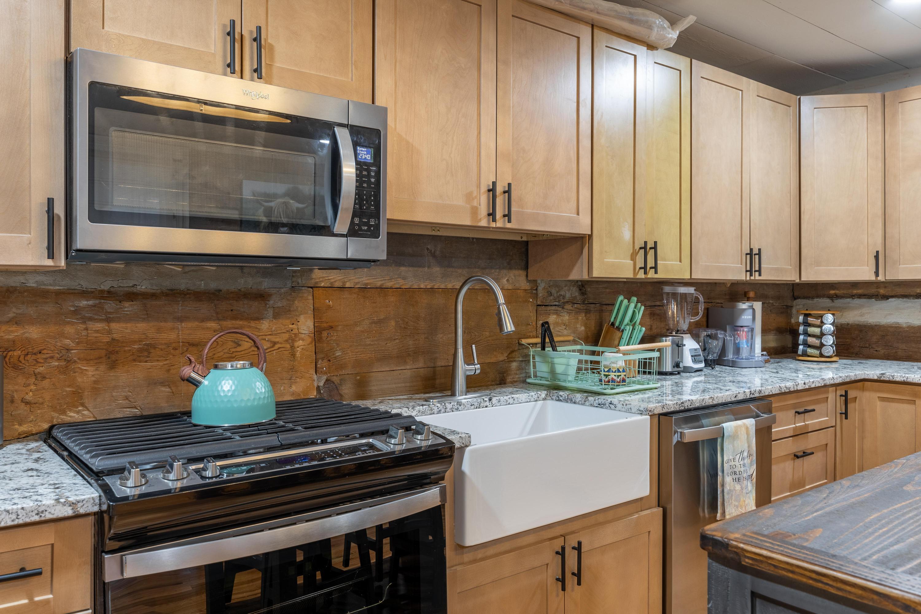 205 Highway 11 Rising Fawn, GA 30738 - Photo 12 of 62 2025_02_February_205_Hwy_11_0010