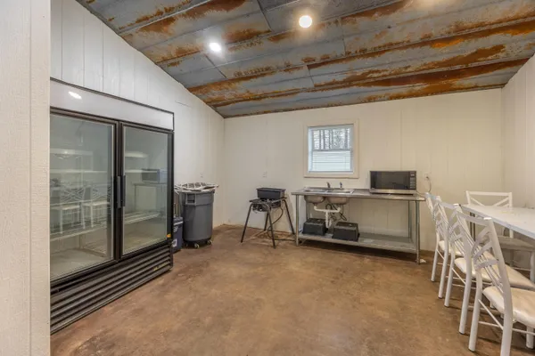 $800,000 | 205 Highway 11, Rising Fawn, GA 30738