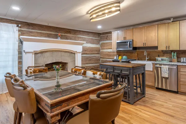 $800,000 | 205 Highway 11, Rising Fawn, GA 30738