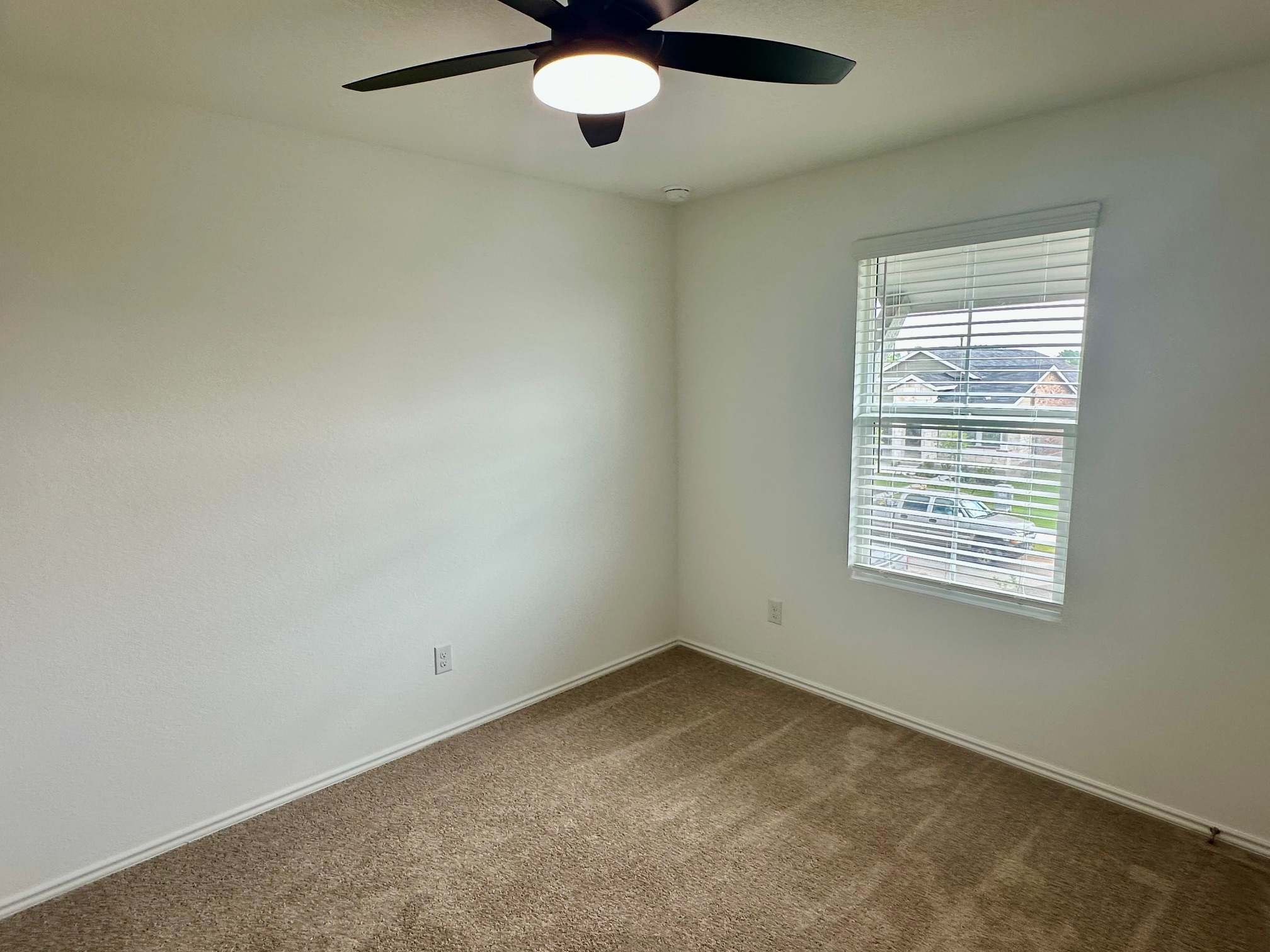 228 Sormonne Loop Kyle, TX 78640 - Photo 21 of 31
