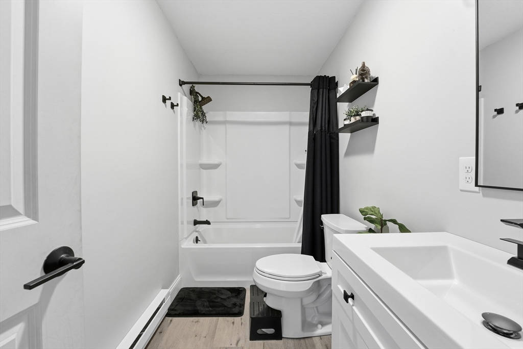 445 Old Field Road Chicopee, MA 01013 - Photo 17 of 39