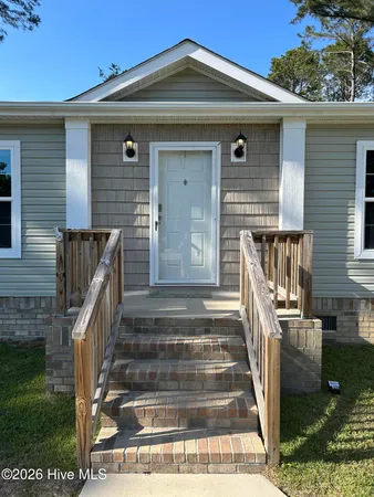 $2,000 | 857 Nicholas Drive Southwest, Carolina Shores, NC 28467