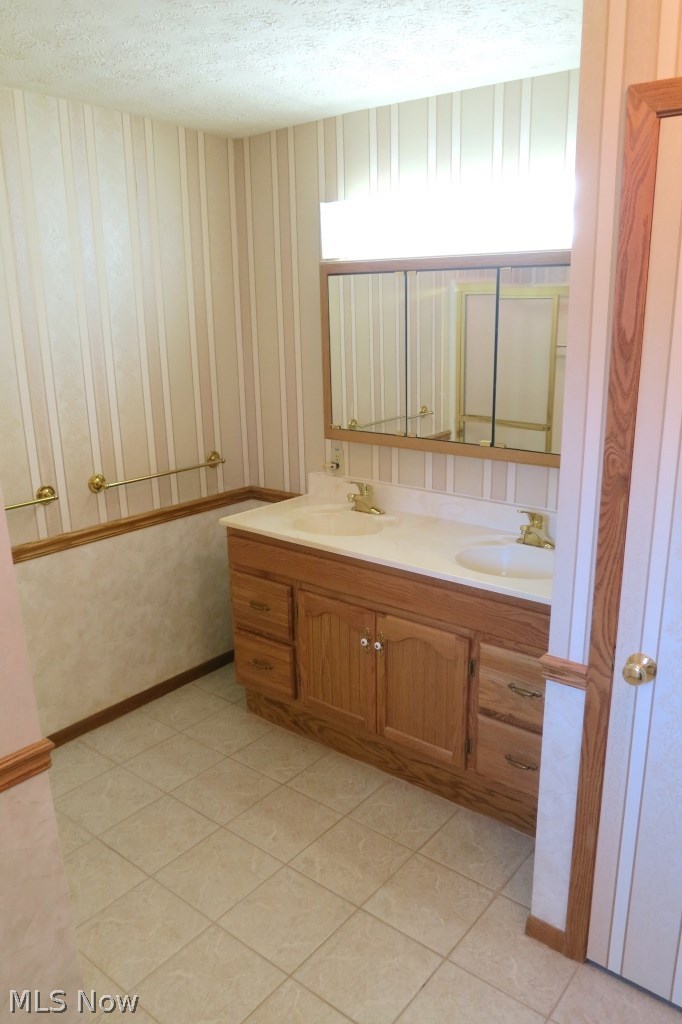 1997 Wyndham Road Akron, OH 44313 - Photo 20 of 25 Gallery Image 20