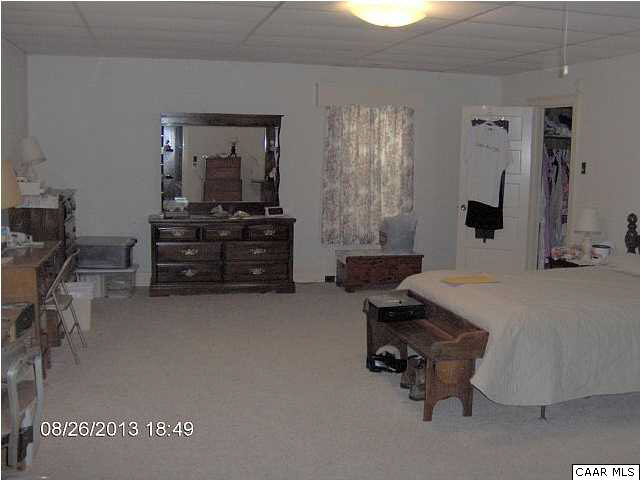 4283 Cartersville Road New Canton, VA 23123 - Photo 5 of 10 Master Bedroom