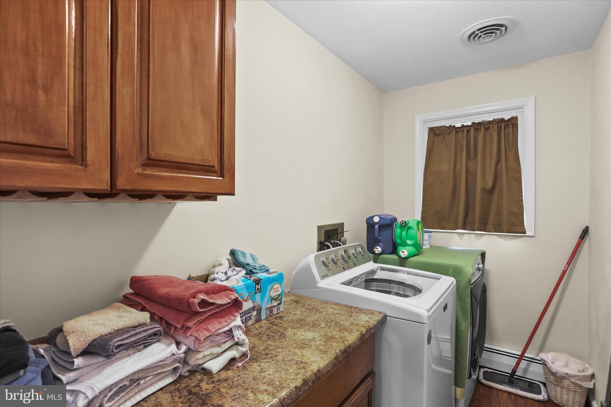 88 Sunset Drive Hanover, PA 17331 - Photo 13 of 51 a utility room with dryer and washer