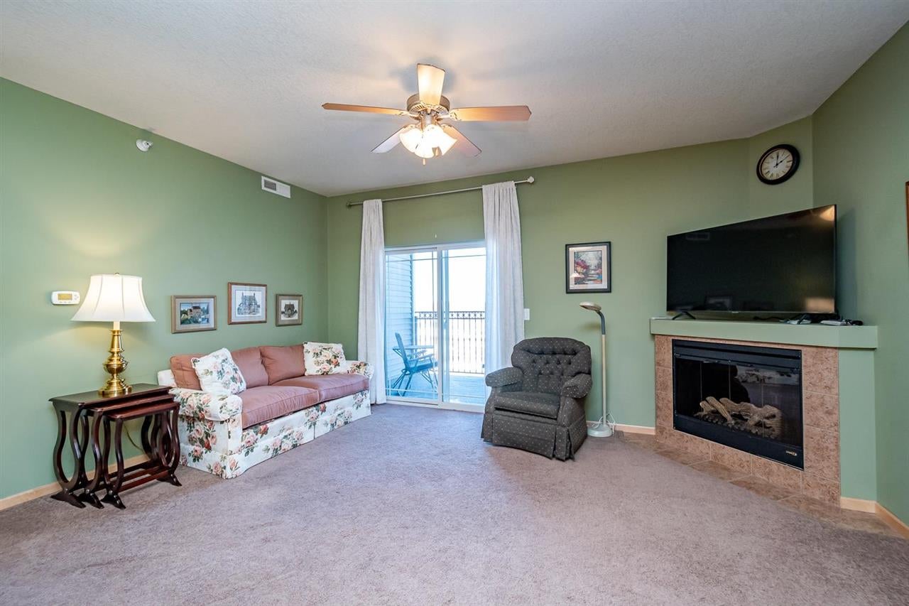 1092 Walnut Avenue, Unit 106 Riverside, IA 52327 - Photo 3 of 33 Gallery Image 3
