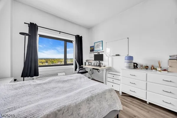 $475,000 | 1 Carriage City Plaza, Unit 1620, Rahway, NJ 07065