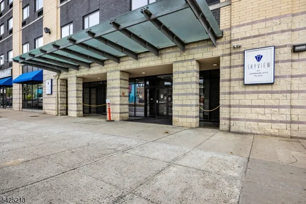 $475,000 | 1 Carriage City Plaza, Unit 1620, Rahway, NJ 07065