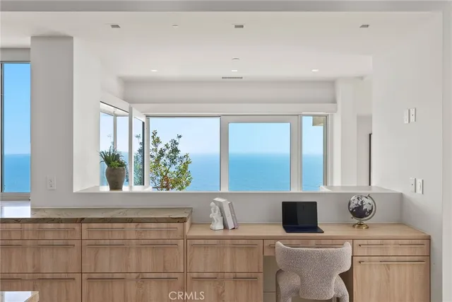 $30,000 | 900 Gainsborough Drive, Laguna Beach, CA 92651