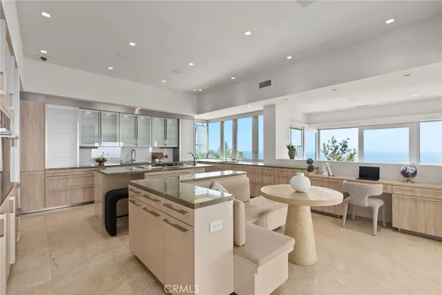 $30,000 | 900 Gainsborough Drive, Laguna Beach, CA 92651