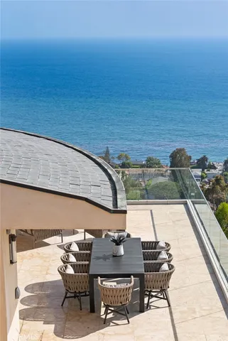 $30,000 | 900 Gainsborough Drive, Laguna Beach, CA 92651