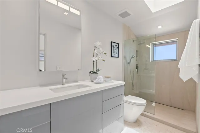 $30,000 | 900 Gainsborough Drive, Laguna Beach, CA 92651