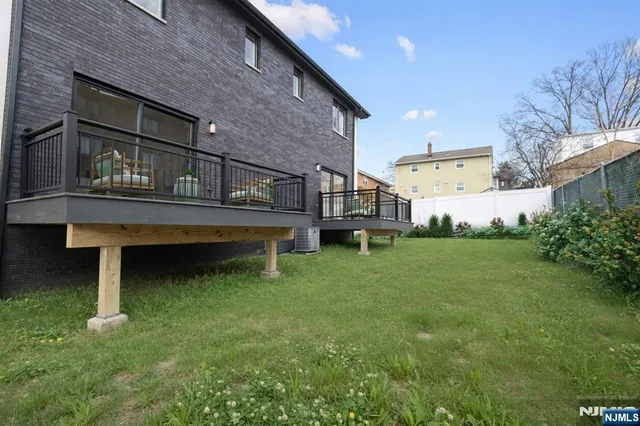 $2,800,000 | 230 8th Street, Palisades Park, NJ 07650