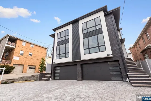 $2,800,000 | 230 8th Street, Palisades Park, NJ 07650