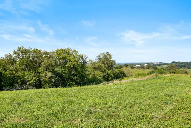 $559,000 | W10864 Santas Loop, Wonewoc, WI 53968