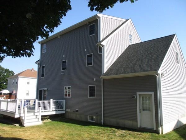 576 Anthony Street Fall River, MA 02721 - Photo 4 of 11