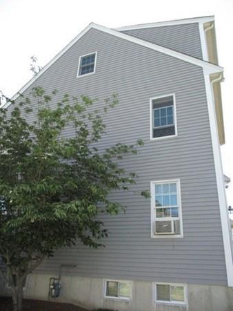 576 Anthony Street Fall River, MA 02721 - Photo 6 of 11