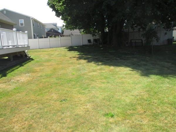 576 Anthony Street Fall River, MA 02721 - Photo 10 of 11