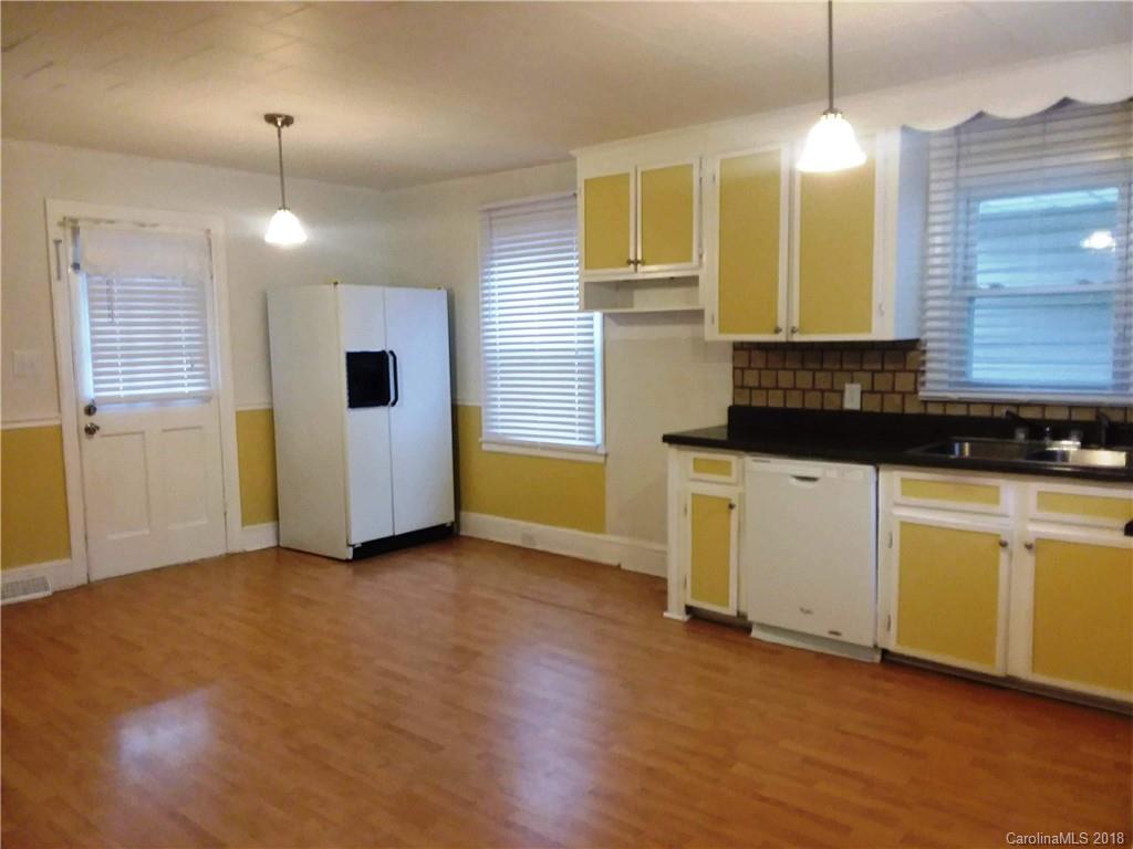 117 Sadler Road Mount Holly, NC 28120 - Photo 6 of 28 Gallery Image 6