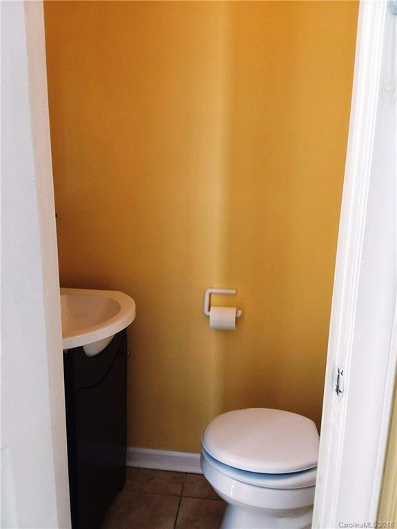117 Sadler Road Mount Holly, NC 28120 - Photo 7 of 28 Gallery Image 7