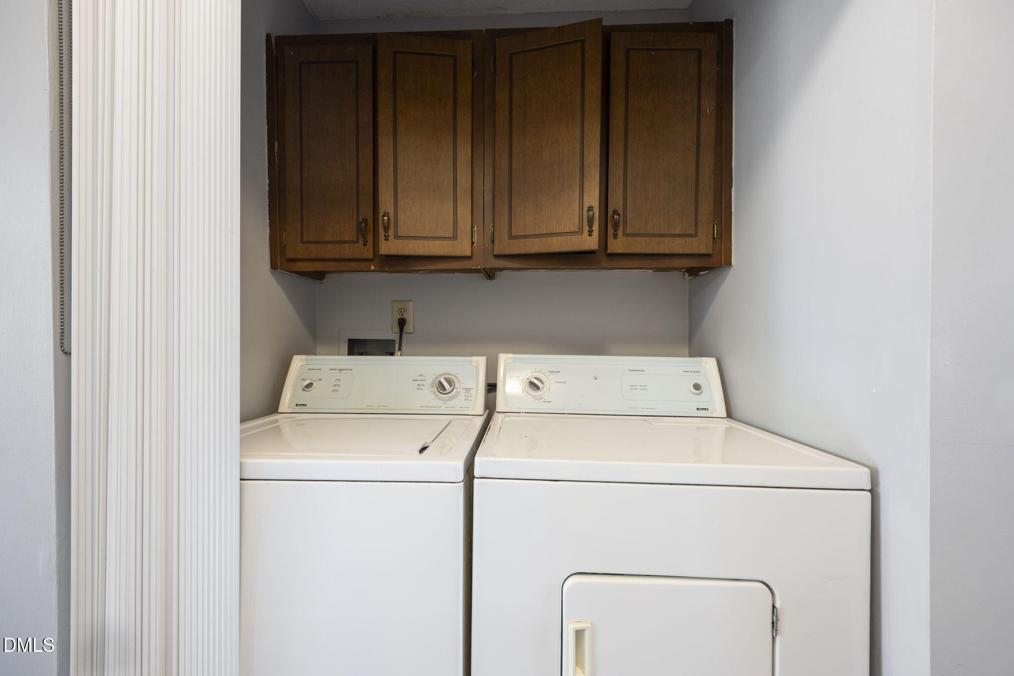 5130 Flint Ridge Place Raleigh, NC 27609 - Photo 10 of 20 8-web-or-mls-484A6024