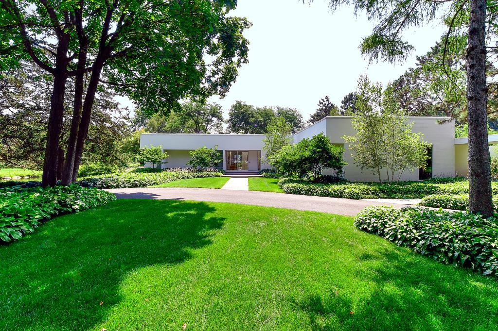 312 Ferndale Road West Wayzata, MN 55391 - Photo 2 of 31 Gallery Image 2