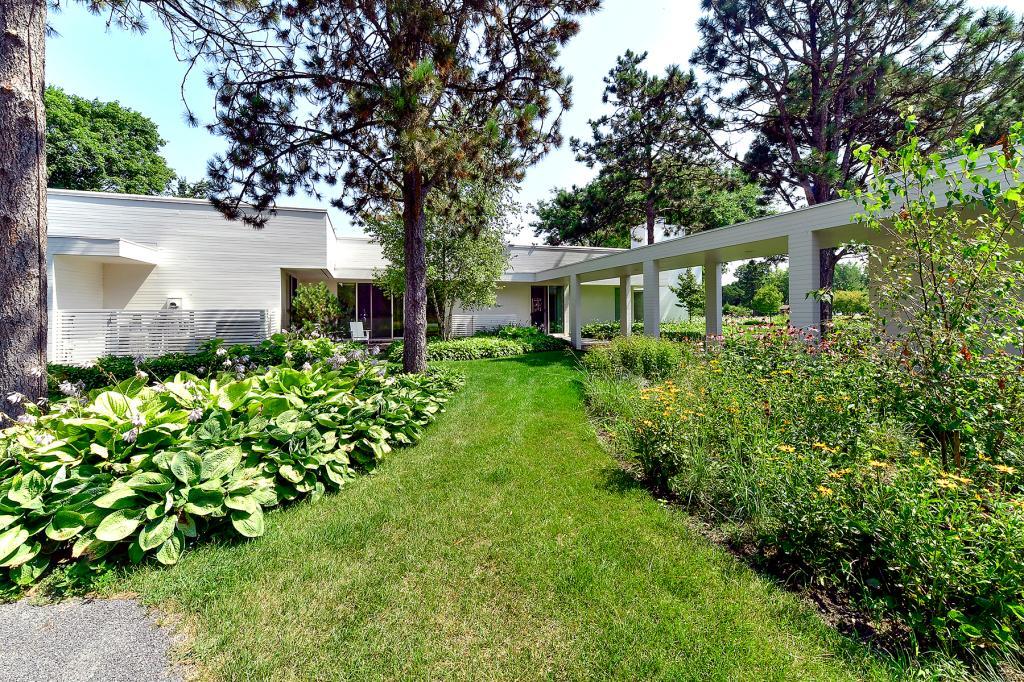 312 Ferndale Road West Wayzata, MN 55391 - Photo 25 of 31 Gallery Image 25