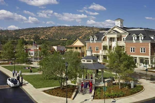 a view of a lake with houses