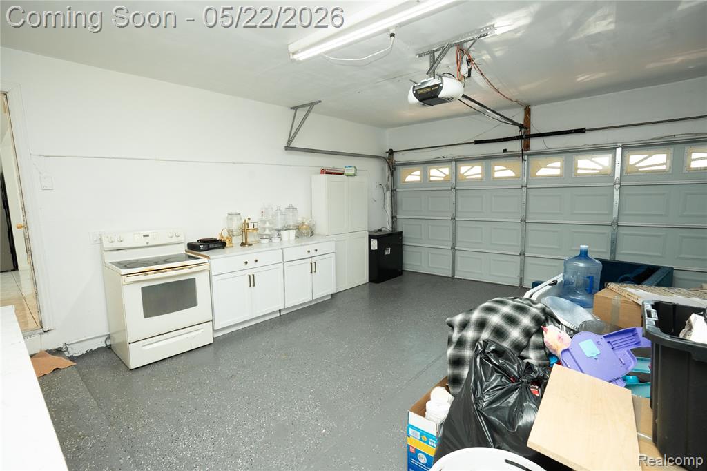 3131 Elmcrest Road Sterling Heights, MI 48310 - Photo 29 of 46