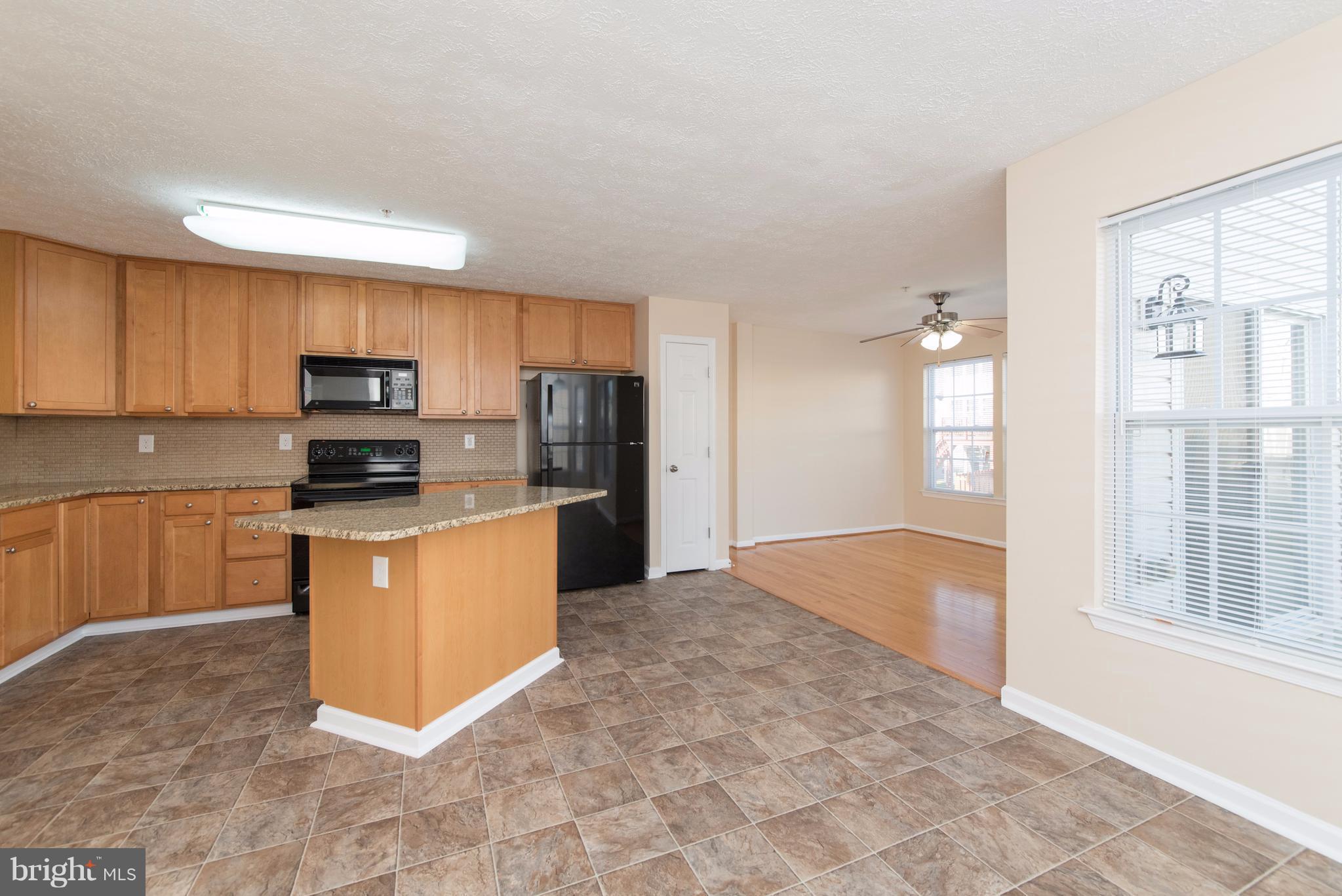 811 Tipton Road Middle River, MD 21220 - Photo 12 of 30 Kitchen