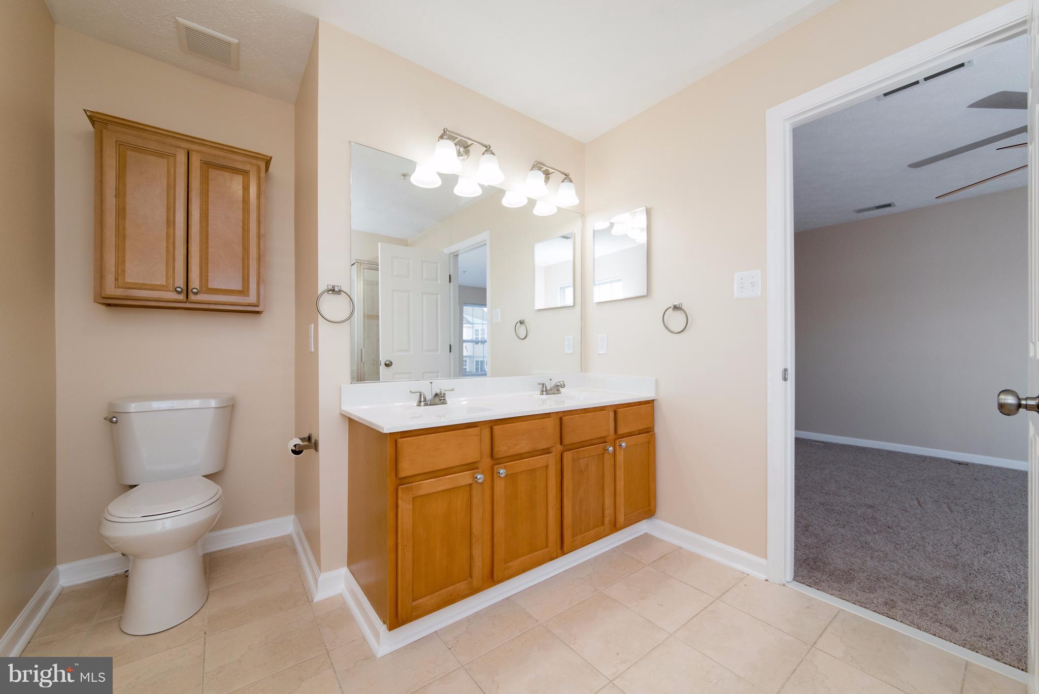 811 Tipton Road Middle River, MD 21220 - Photo 22 of 30 Bath (Master)