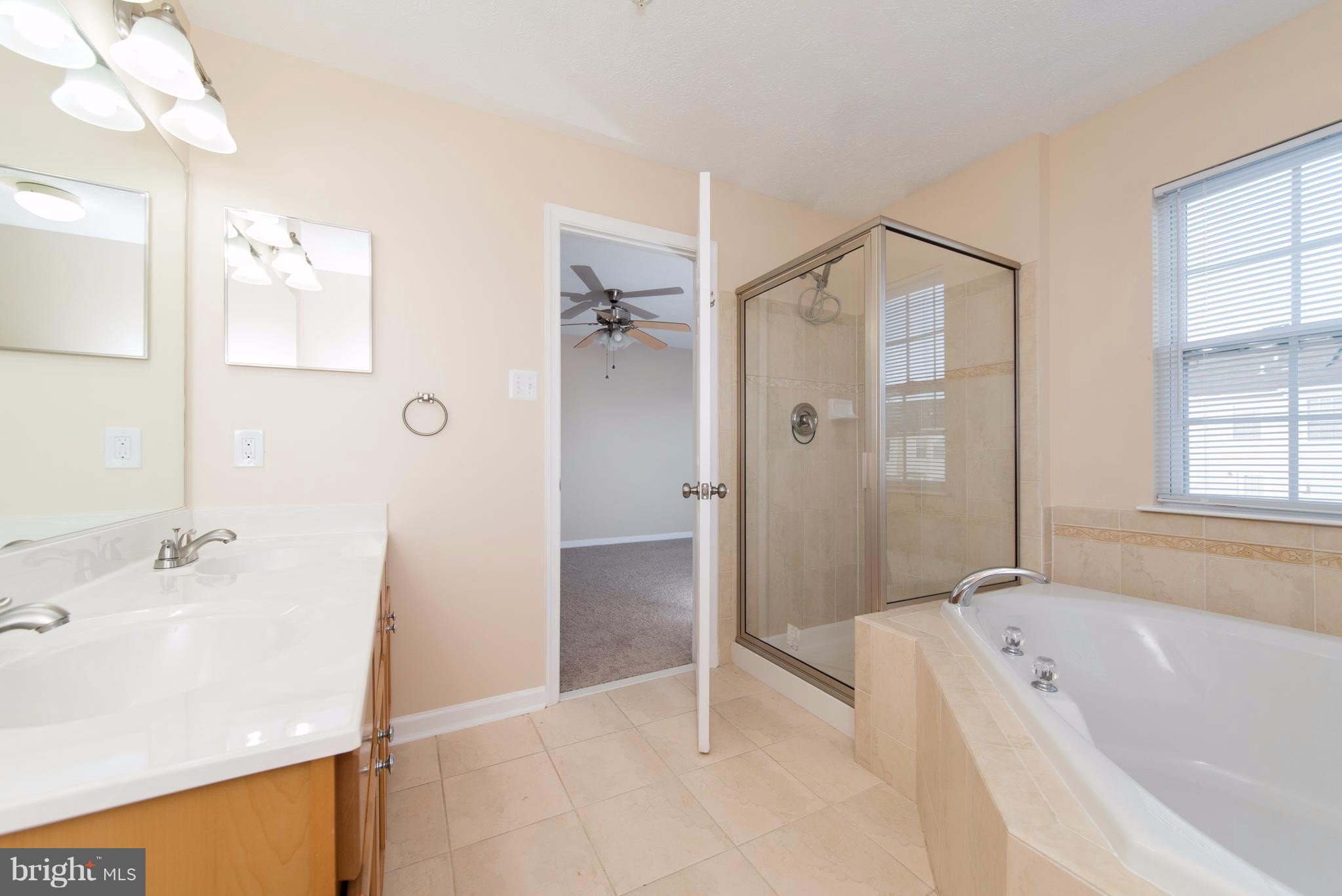 811 Tipton Road Middle River, MD 21220 - Photo 23 of 30 Bath (Master)