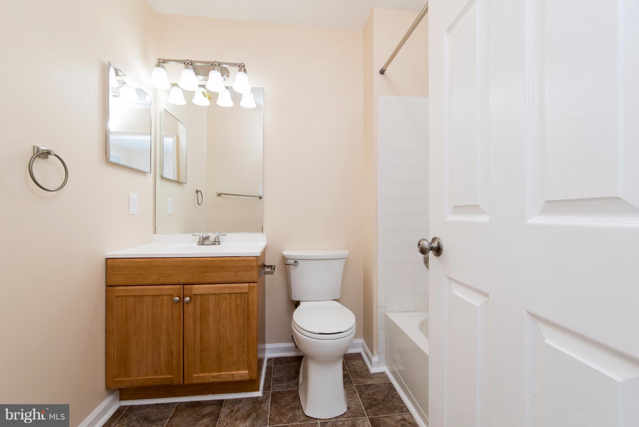 811 Tipton Road Middle River, MD 21220 - Photo 26 of 30 Bath