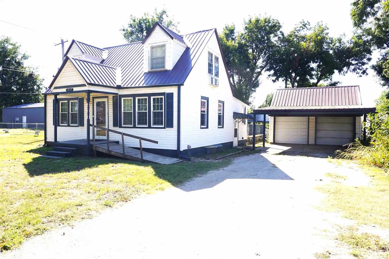 1217 North 8th Street Perry, OK 73077 - Photo 2 of 43 Gallery Image 2