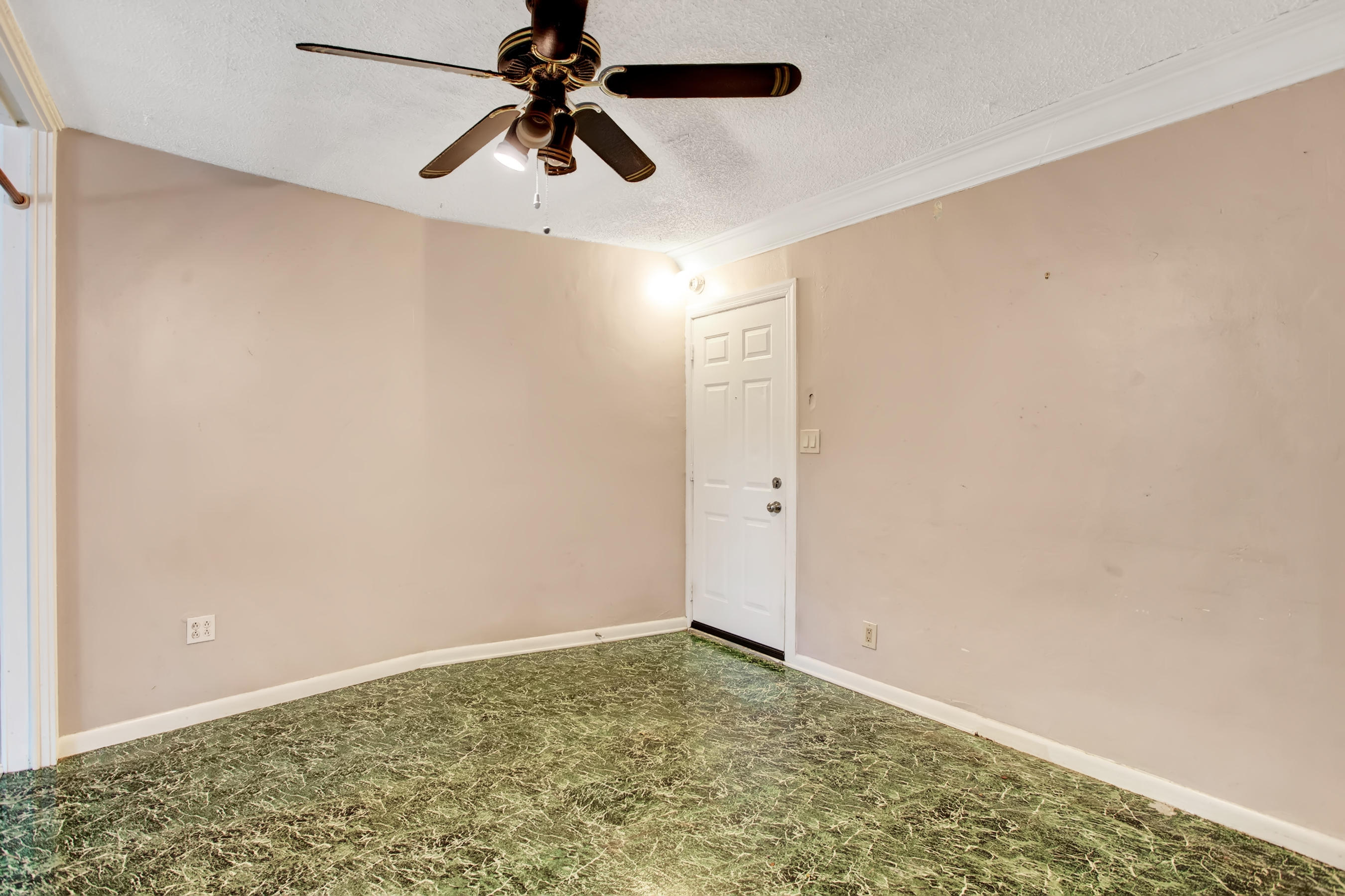 408 Lancaster Street Boca Raton, FL 33487 - Photo 17 of 29 IMG_7902