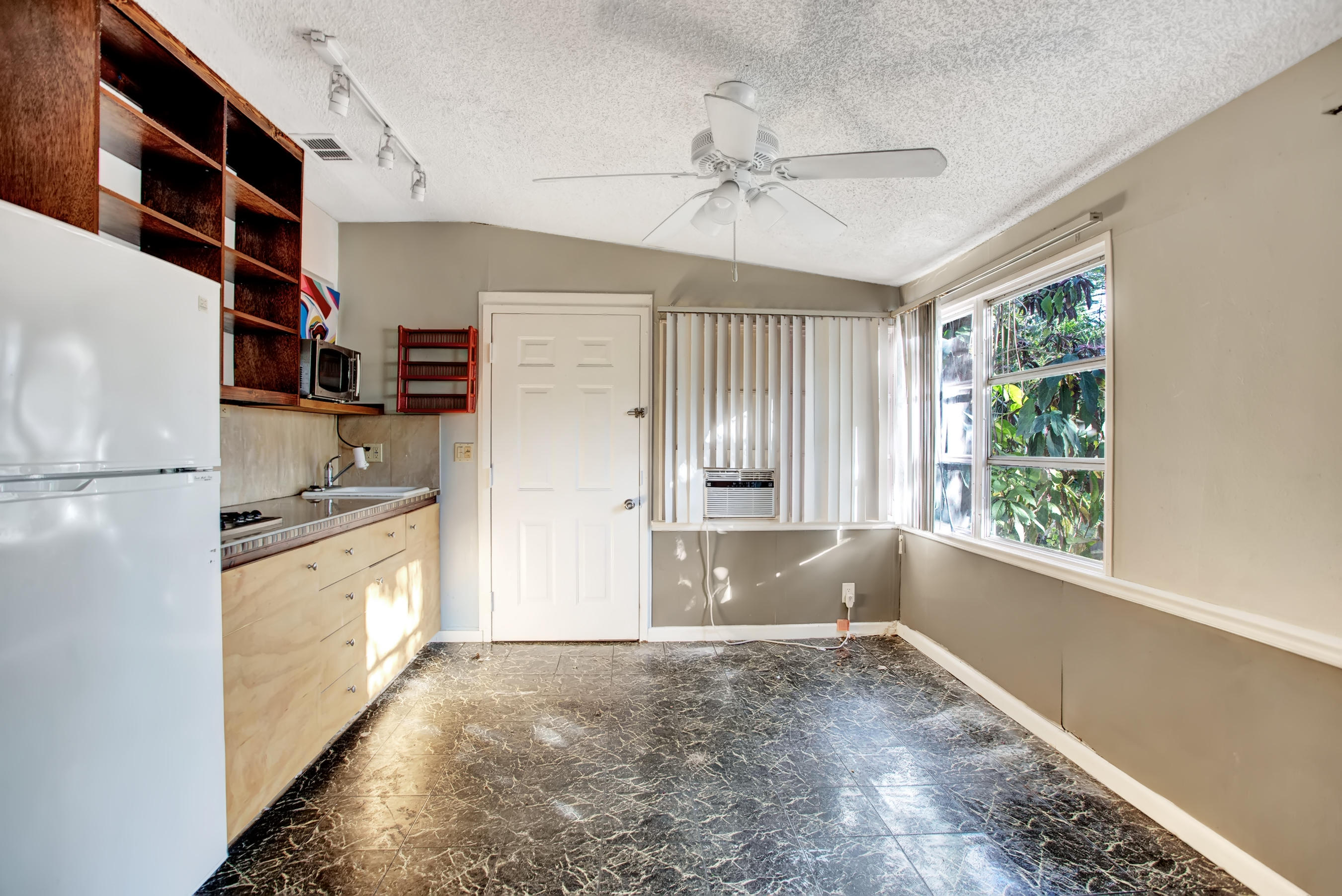 408 Lancaster Street Boca Raton, FL 33487 - Photo 20 of 29 IMG_7922