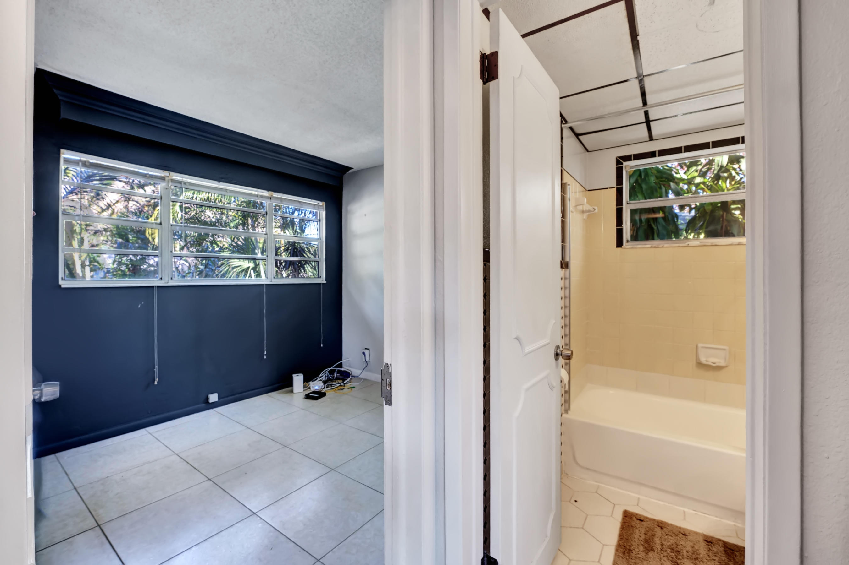 408 Lancaster Street Boca Raton, FL 33487 - Photo 10 of 29 DSC08112