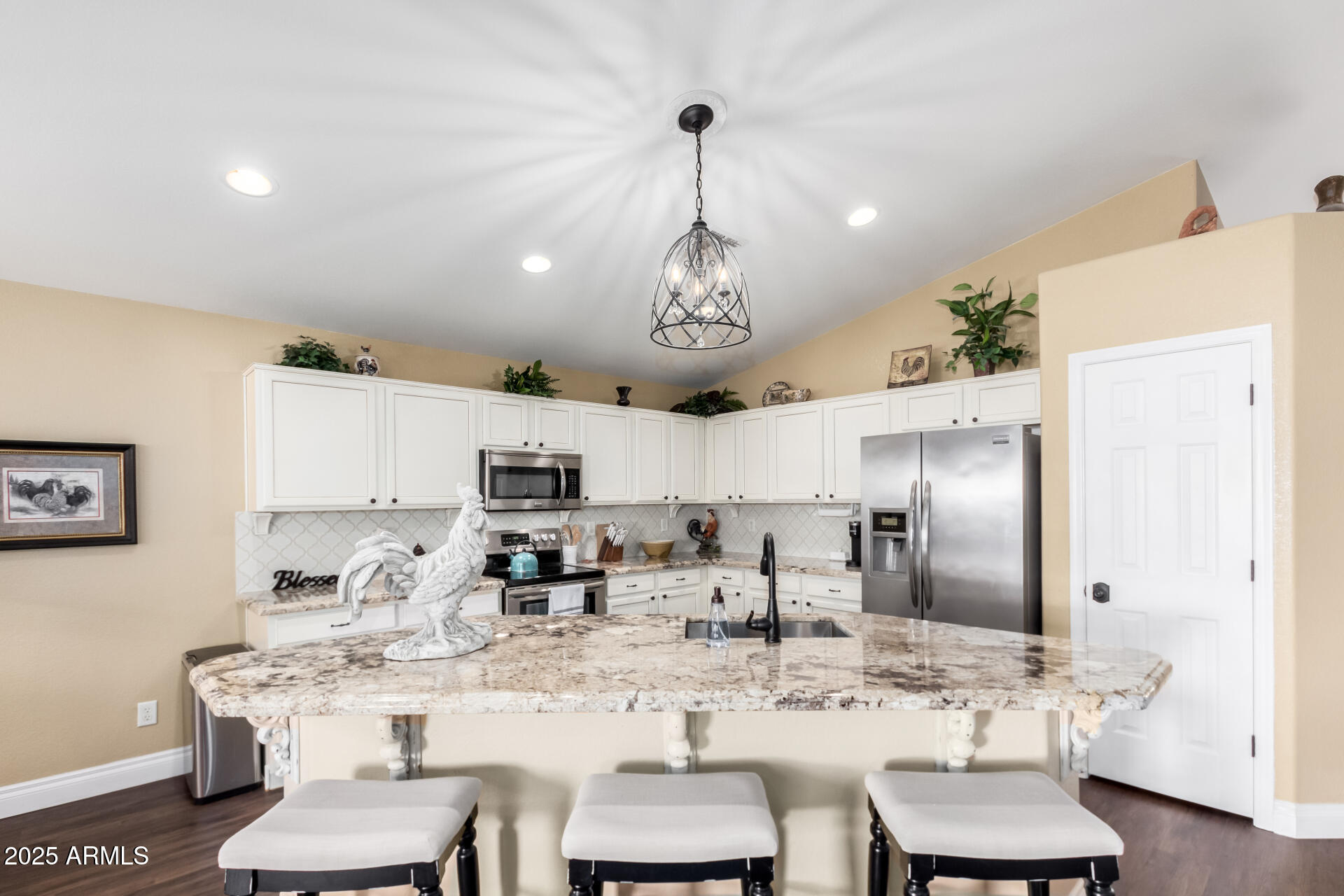 2123 South Bristol Mesa, AZ 85209 - Photo 18 of 45 18 - Bristol