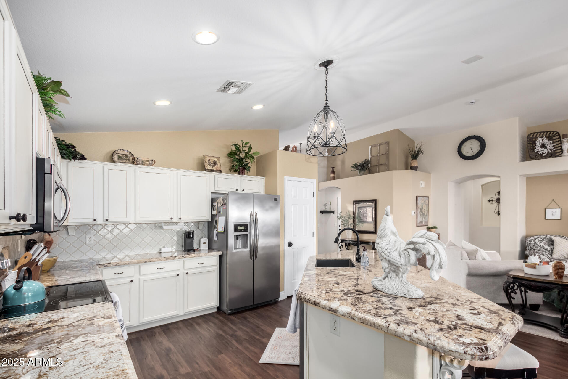 2123 South Bristol Mesa, AZ 85209 - Photo 19 of 45 19 - Bristol