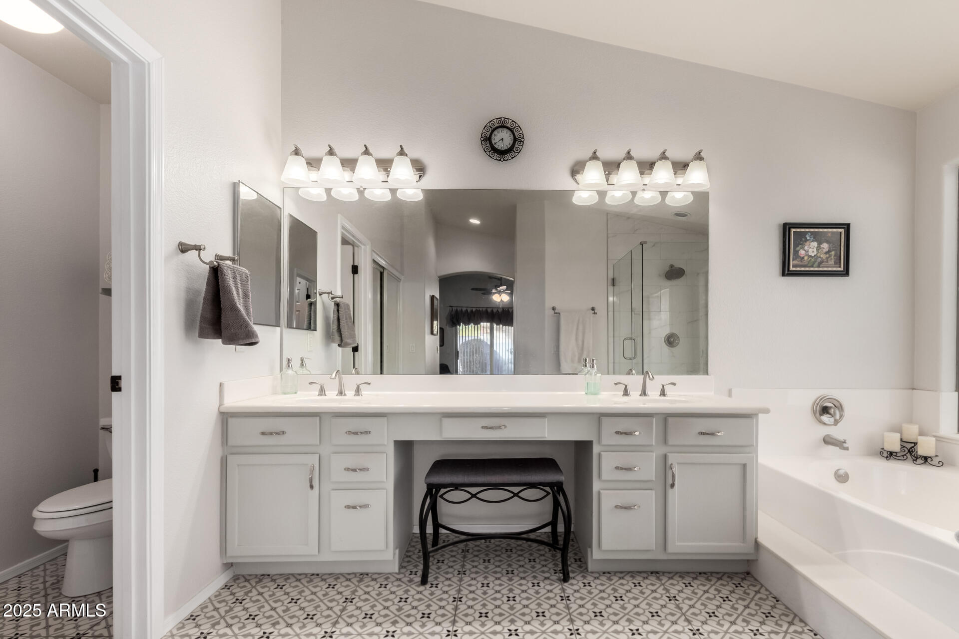 2123 South Bristol Mesa, AZ 85209 - Photo 26 of 45 26 - Bristol