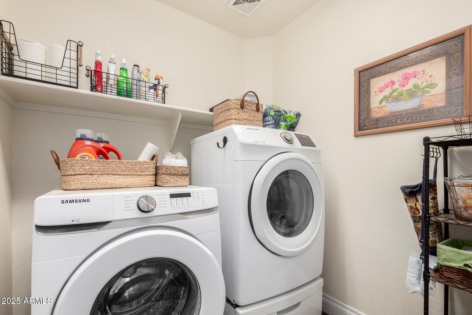 2123 South Bristol Mesa, AZ 85209 - Photo 33 of 45 33 - Bristol