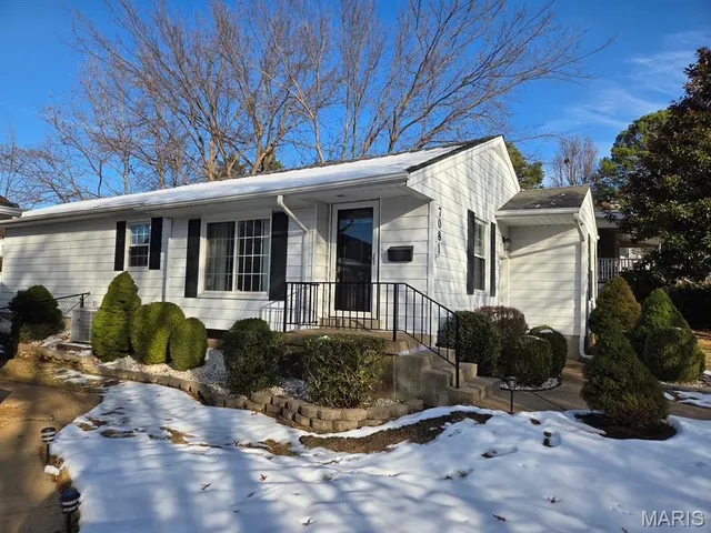 $327,500 | 7081 Winona Avenue, St. Louis, MO 63109