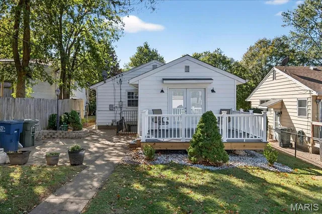$327,500 | 7081 Winona Avenue, St. Louis, MO 63109