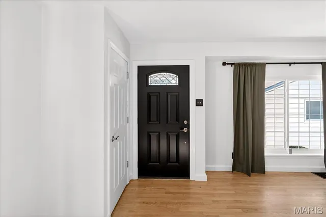 $327,500 | 7081 Winona Avenue, St. Louis, MO 63109